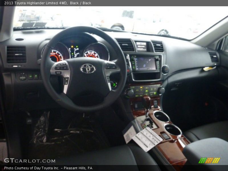 Black / Black 2013 Toyota Highlander Limited 4WD