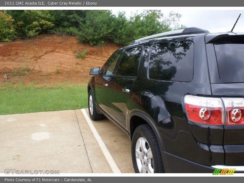 Cyber Gray Metallic / Ebony 2011 GMC Acadia SLE