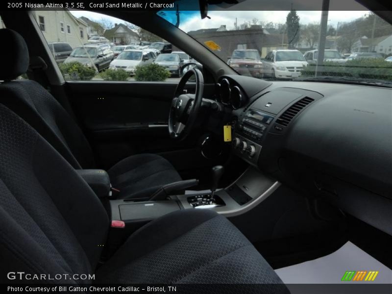 Coral Sand Metallic / Charcoal 2005 Nissan Altima 3.5 SE