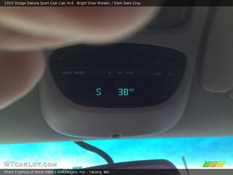 Bright Silver Metallic / Dark Slate Gray 2003 Dodge Dakota Sport Club Cab 4x4