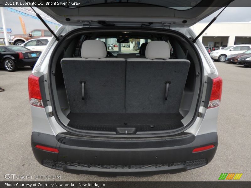 Bright Silver / Gray 2011 Kia Sorento LX