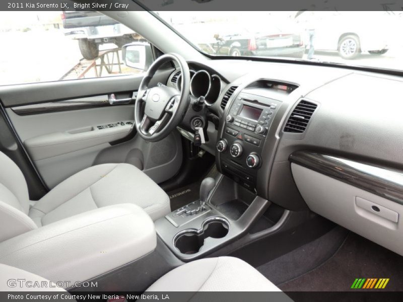 Bright Silver / Gray 2011 Kia Sorento LX