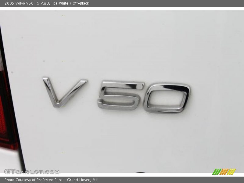  2005 V50 T5 AWD Logo