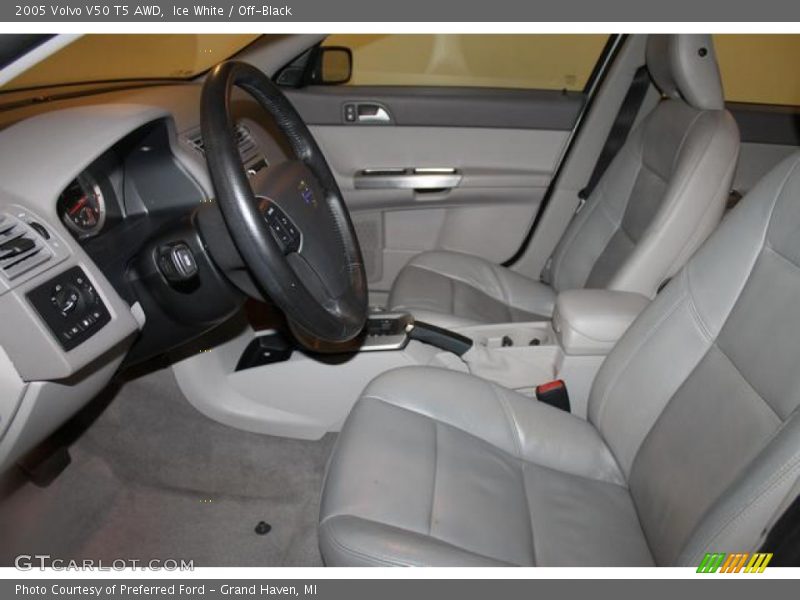  2005 V50 T5 AWD Off-Black Interior