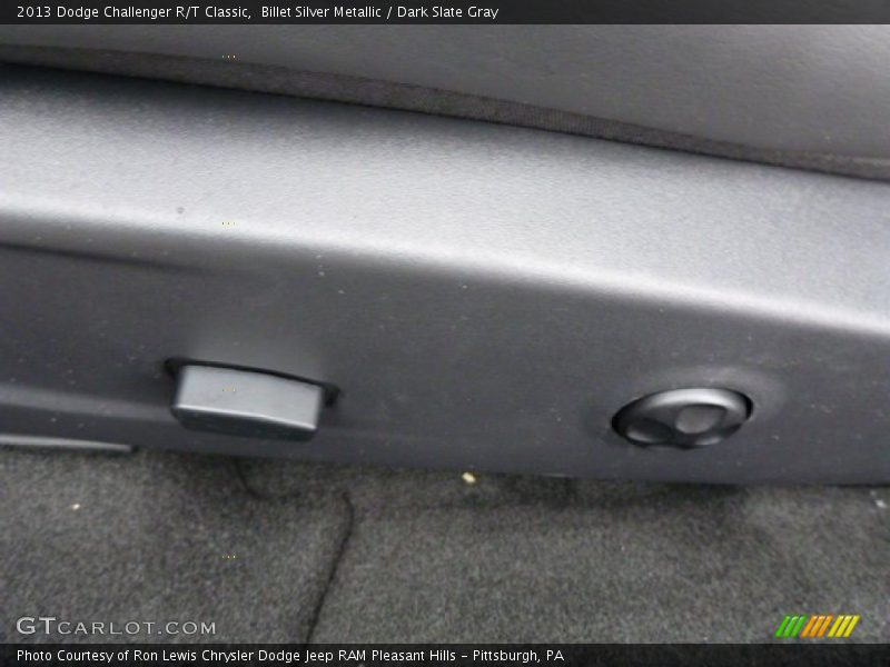 Billet Silver Metallic / Dark Slate Gray 2013 Dodge Challenger R/T Classic