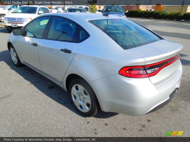 Bright Silver Metallic / Black 2013 Dodge Dart SE