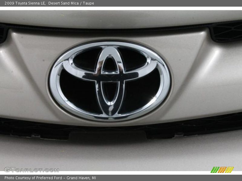Desert Sand Mica / Taupe 2009 Toyota Sienna LE