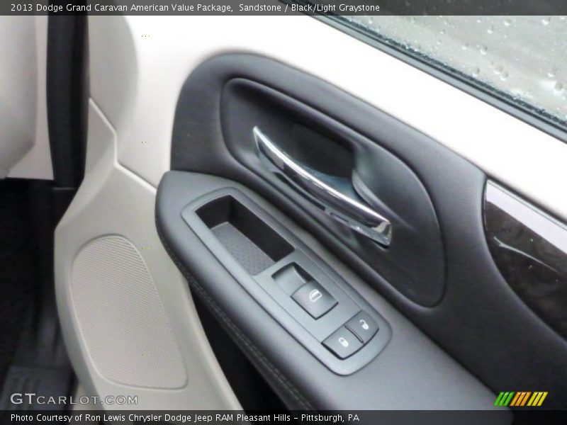 Sandstone / Black/Light Graystone 2013 Dodge Grand Caravan American Value Package