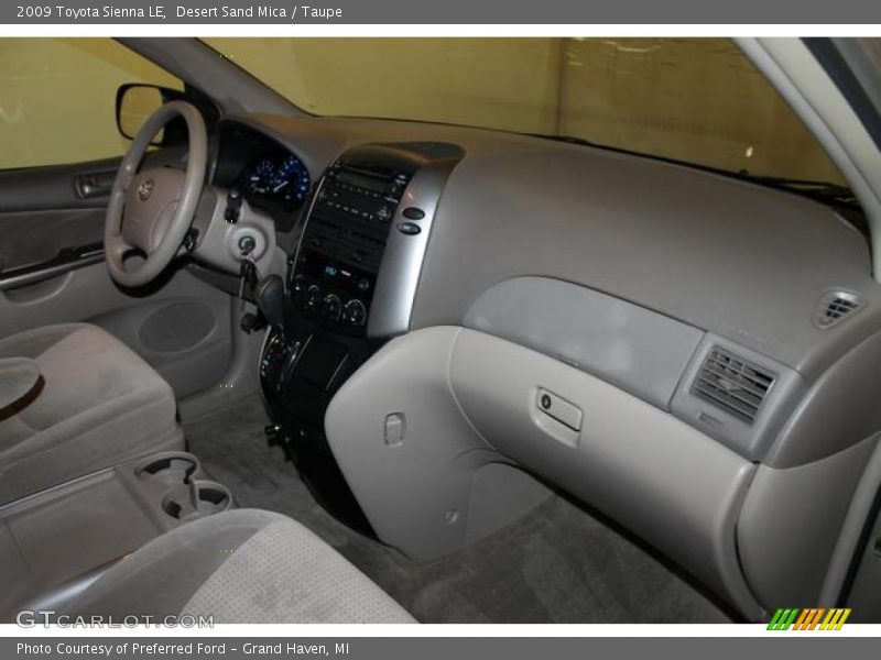 Desert Sand Mica / Taupe 2009 Toyota Sienna LE