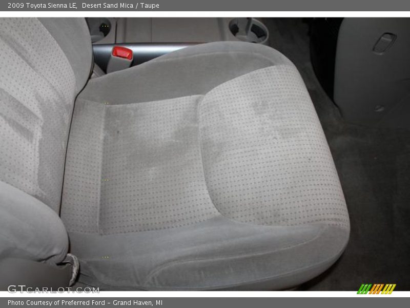 Desert Sand Mica / Taupe 2009 Toyota Sienna LE