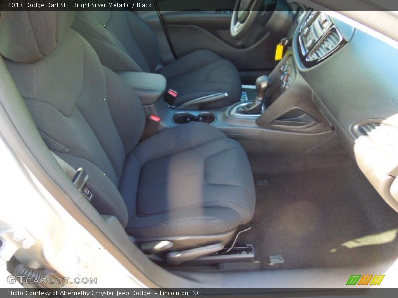 Bright Silver Metallic / Black 2013 Dodge Dart SE