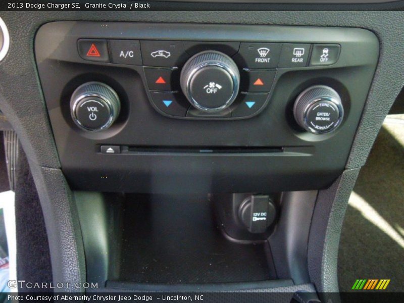 Granite Crystal / Black 2013 Dodge Charger SE