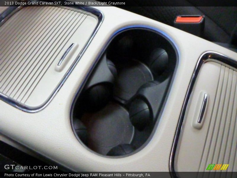 Stone White / Black/Light Graystone 2013 Dodge Grand Caravan SXT