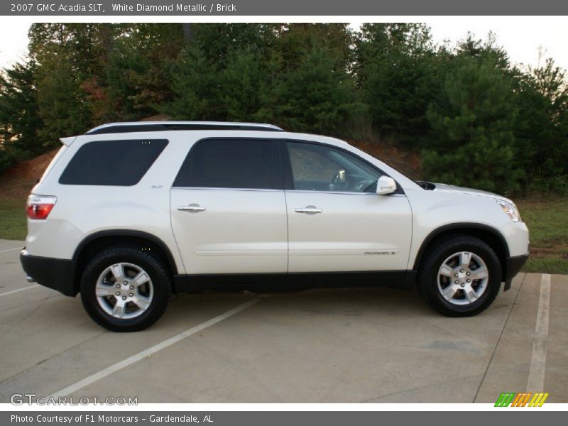 White Diamond Metallic / Brick 2007 GMC Acadia SLT