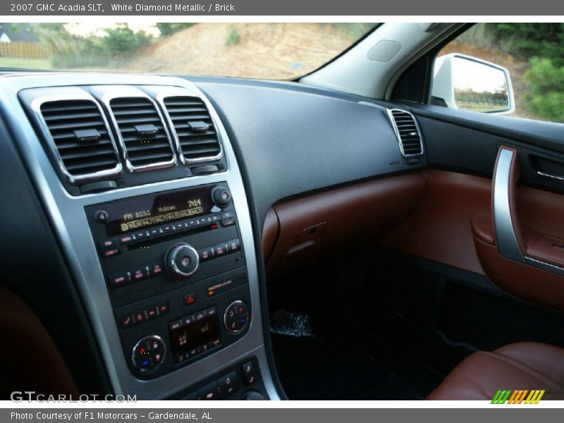White Diamond Metallic / Brick 2007 GMC Acadia SLT