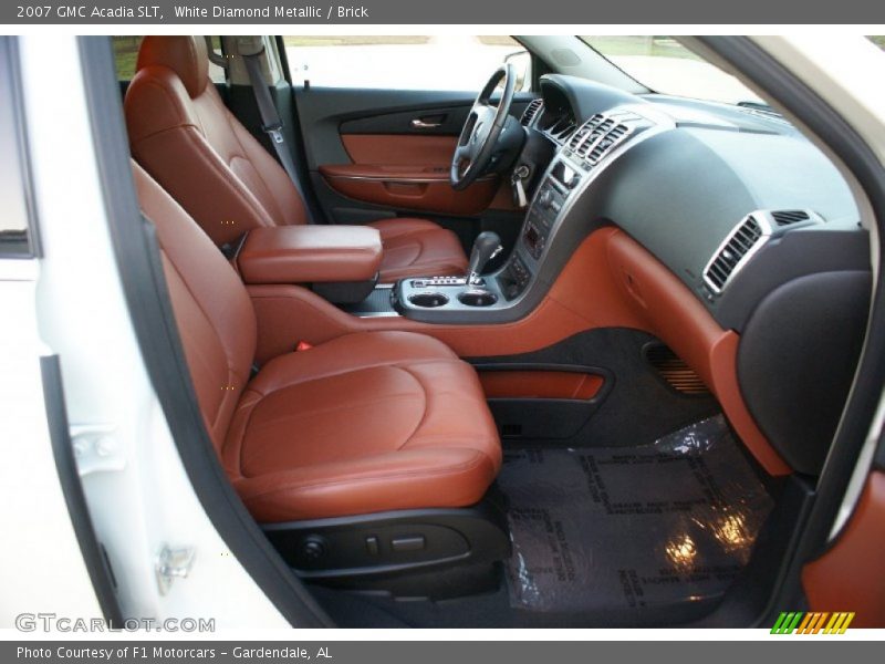 White Diamond Metallic / Brick 2007 GMC Acadia SLT
