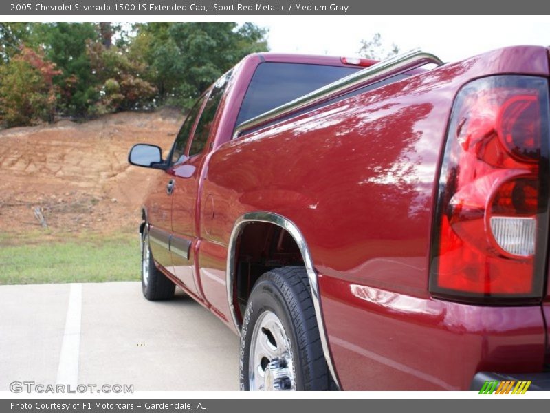 Sport Red Metallic / Medium Gray 2005 Chevrolet Silverado 1500 LS Extended Cab