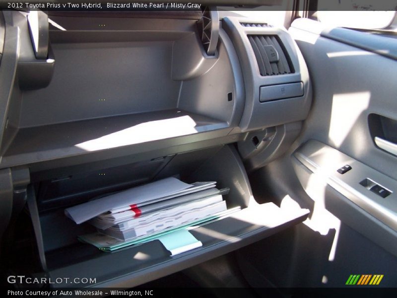 Blizzard White Pearl / Misty Gray 2012 Toyota Prius v Two Hybrid