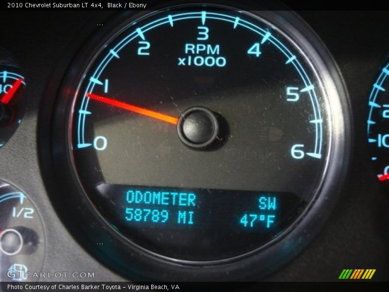 Black / Ebony 2010 Chevrolet Suburban LT 4x4
