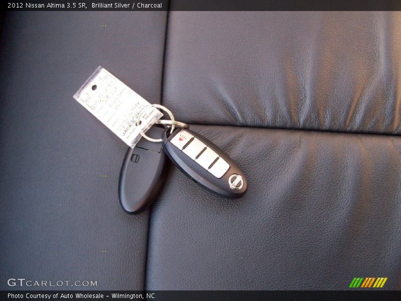 Keys of 2012 Altima 3.5 SR