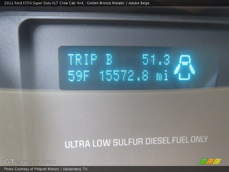 Golden Bronze Metallic / Adobe Beige 2011 Ford F250 Super Duty XLT Crew Cab 4x4