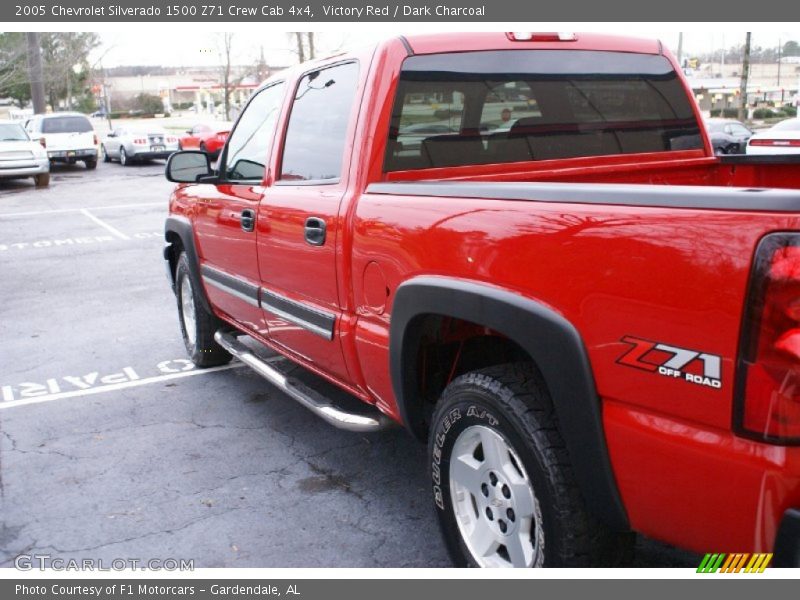 Victory Red / Dark Charcoal 2005 Chevrolet Silverado 1500 Z71 Crew Cab 4x4