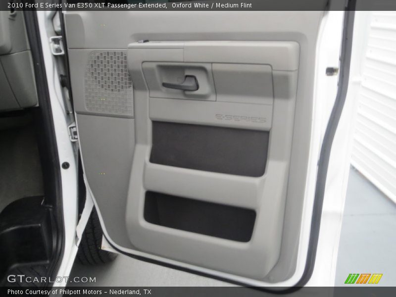 Oxford White / Medium Flint 2010 Ford E Series Van E350 XLT Passenger Extended