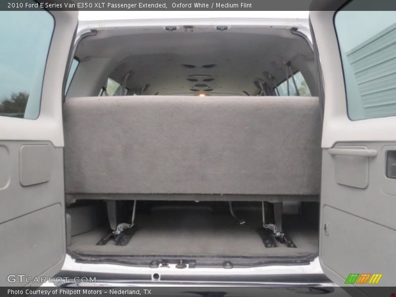 Oxford White / Medium Flint 2010 Ford E Series Van E350 XLT Passenger Extended