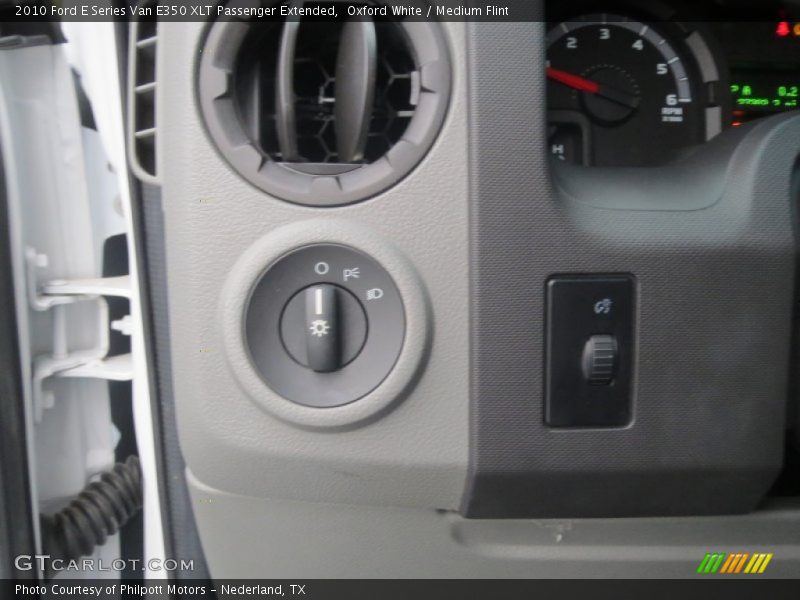 Oxford White / Medium Flint 2010 Ford E Series Van E350 XLT Passenger Extended
