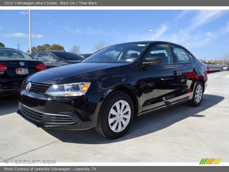 Front 3/4 View of 2013 Jetta S Sedan