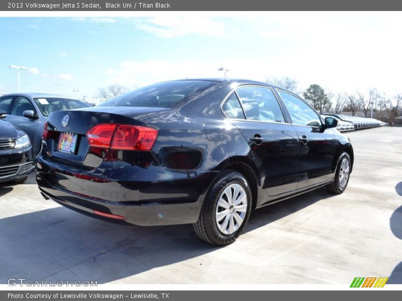 Black Uni / Titan Black 2013 Volkswagen Jetta S Sedan