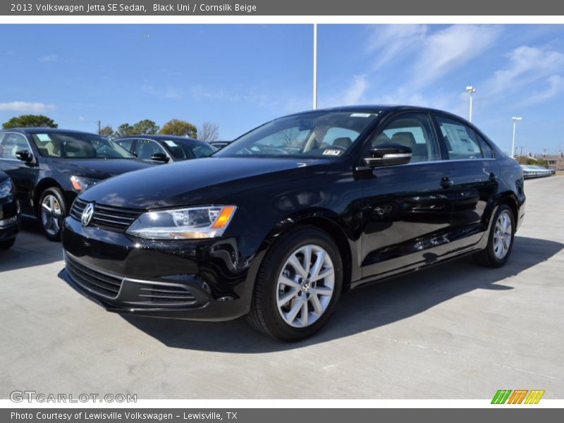 Black Uni / Cornsilk Beige 2013 Volkswagen Jetta SE Sedan