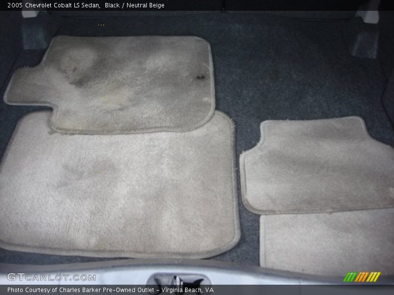 Black / Neutral Beige 2005 Chevrolet Cobalt LS Sedan