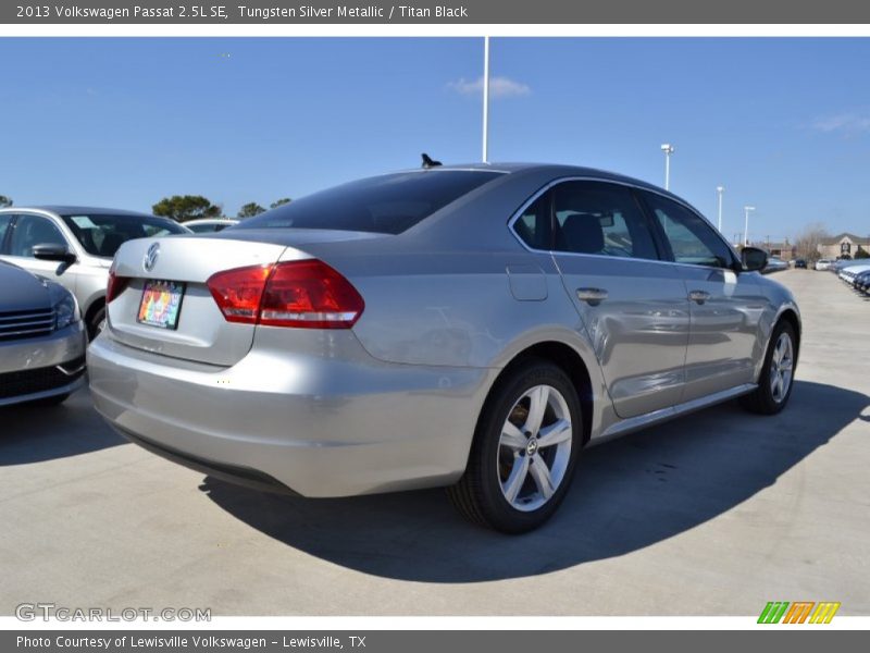 Tungsten Silver Metallic / Titan Black 2013 Volkswagen Passat 2.5L SE