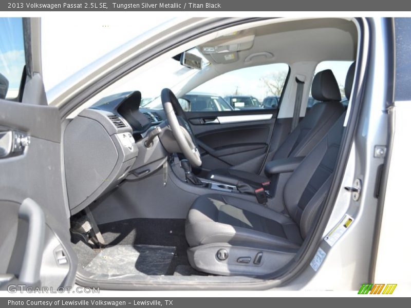 Tungsten Silver Metallic / Titan Black 2013 Volkswagen Passat 2.5L SE