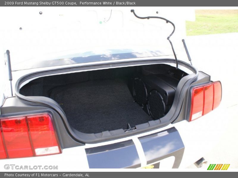 Performance White / Black/Black 2009 Ford Mustang Shelby GT500 Coupe