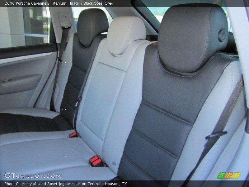Rear Seat of 2006 Cayenne S Titanium
