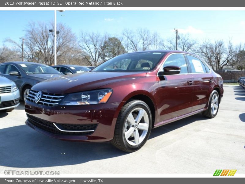 Front 3/4 View of 2013 Passat TDI SE
