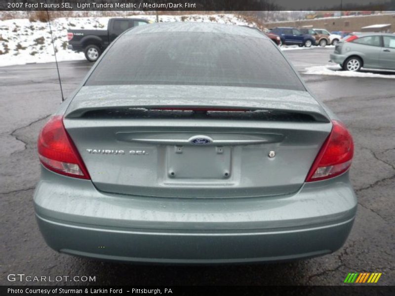 Light Tundra Metallic / Medium/Dark Flint 2007 Ford Taurus SEL