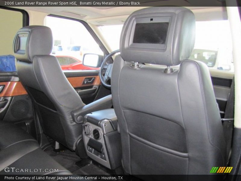 Entertainment System of 2006 Range Rover Sport HSE