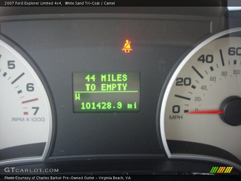 White Sand Tri-Coat / Camel 2007 Ford Explorer Limited 4x4
