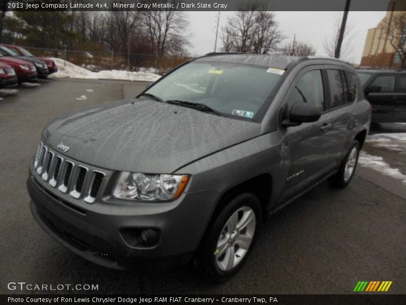 Front 3/4 View of 2013 Compass Latitude 4x4