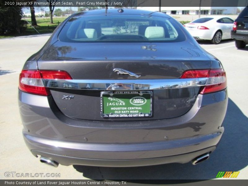 Pearl Grey Metallic / Ivory 2010 Jaguar XF Premium Sport Sedan