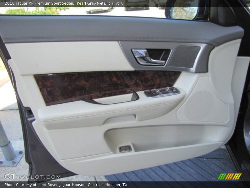 Door Panel of 2010 XF Premium Sport Sedan
