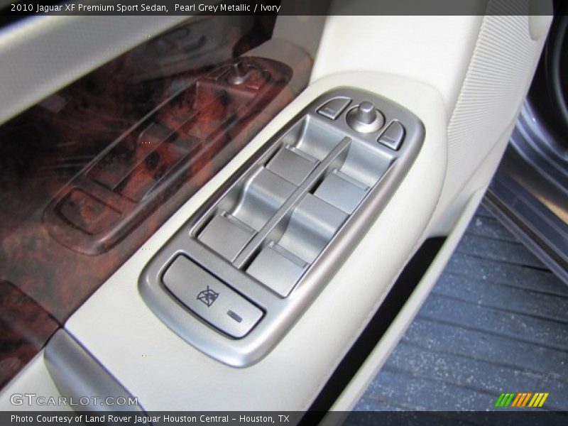 Controls of 2010 XF Premium Sport Sedan