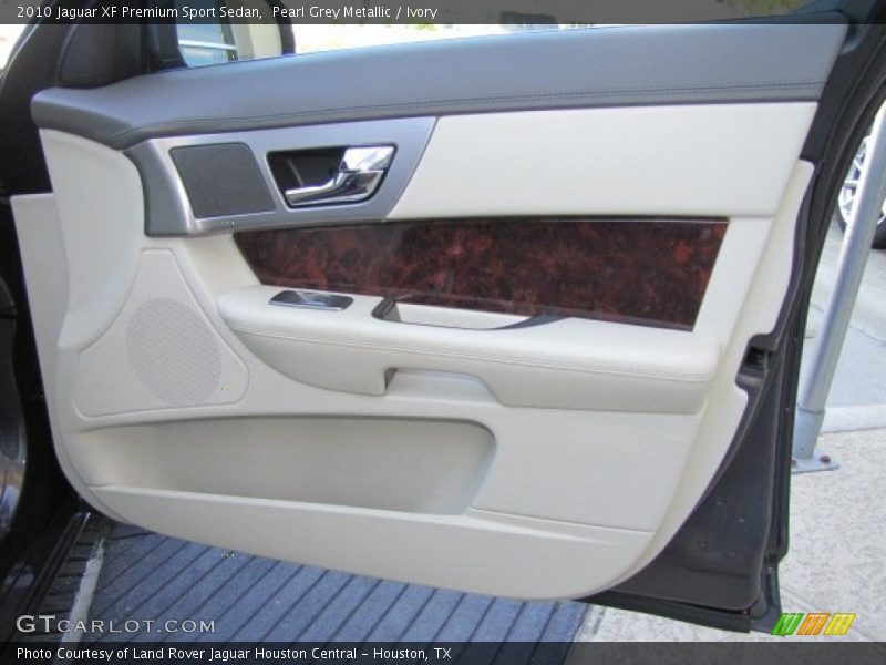 Door Panel of 2010 XF Premium Sport Sedan