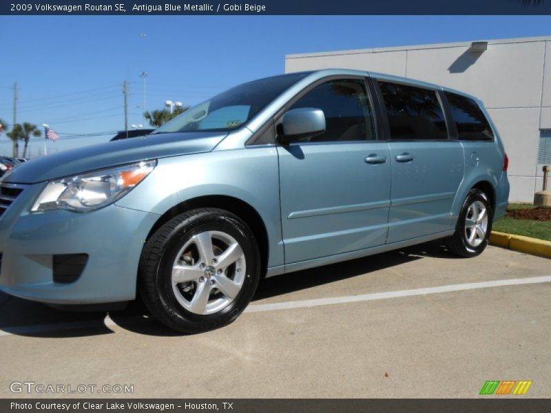 Antigua Blue Metallic / Gobi Beige 2009 Volkswagen Routan SE