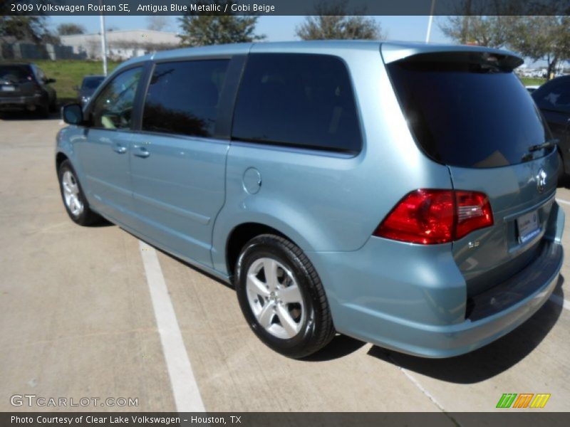 Antigua Blue Metallic / Gobi Beige 2009 Volkswagen Routan SE