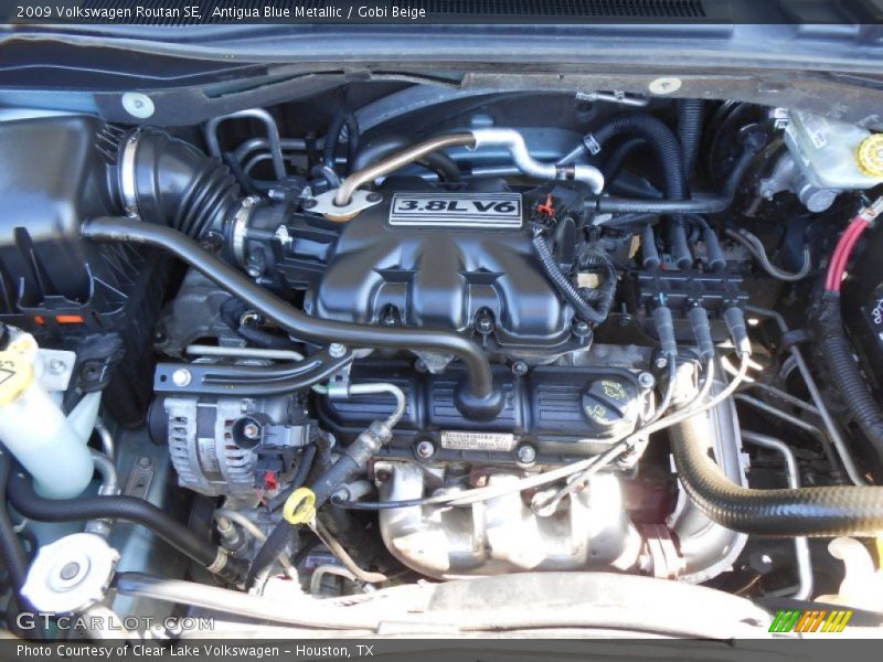 Antigua Blue Metallic / Gobi Beige 2009 Volkswagen Routan SE