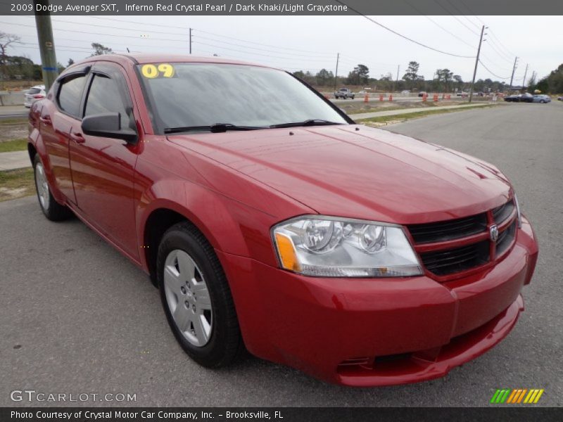 Front 3/4 View of 2009 Avenger SXT